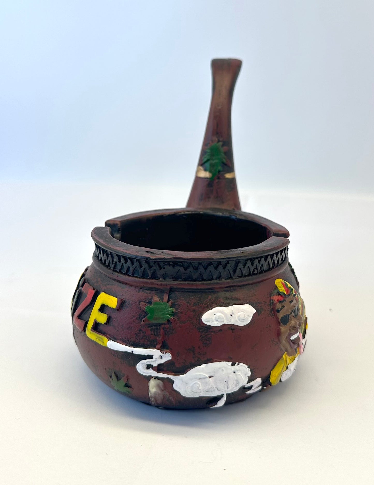 Pipe Design Ashtray